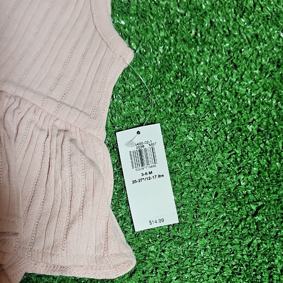 Old Navy Blush Baby Girl Romper - Picture 2 of 5